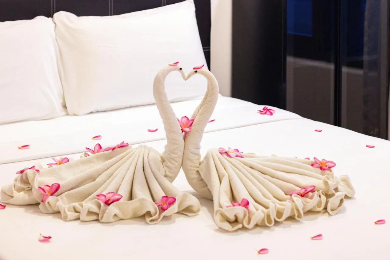 Apartment Tropicana 218 Macalister X Airlevate Suites George Town