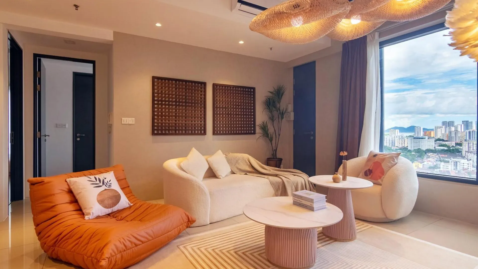 Tropicana 218 Macalister X Airlevate Suites George Town 0*,